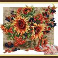 Sunflower and berry (/)