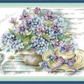 Hydrangea with hat (/)